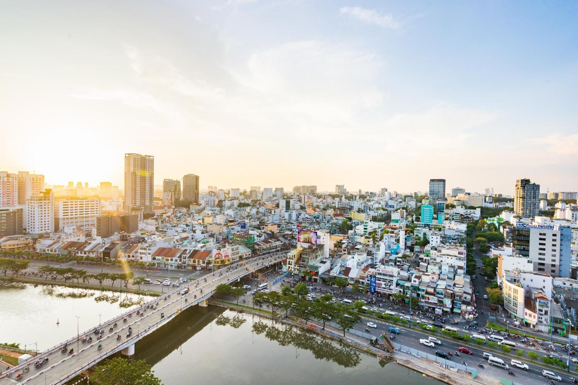 Kala Rivergate Apartments Near Ben Thanh Ho Chi Minh City Exterior photo