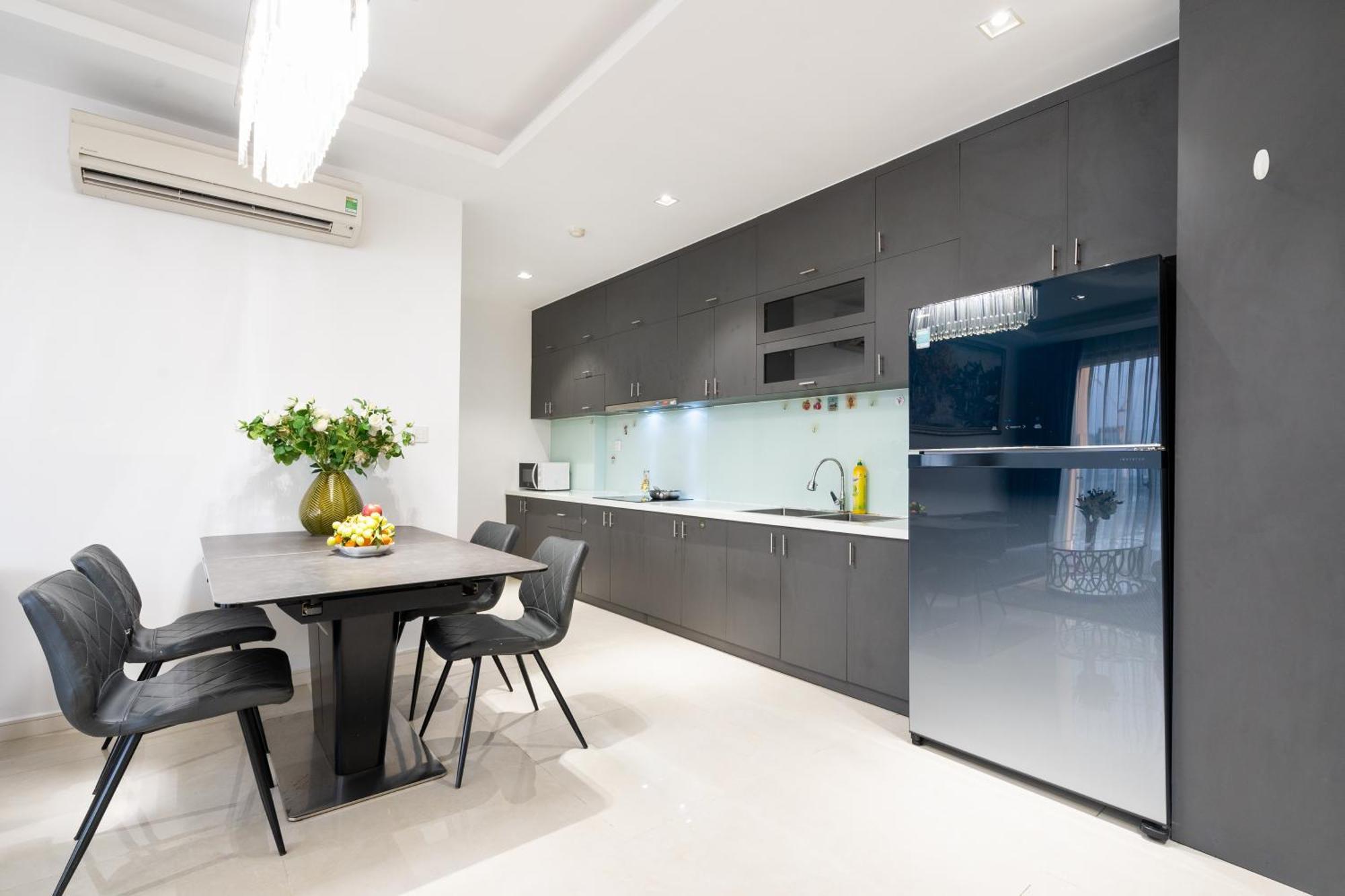 Kala Rivergate Apartments Near Ben Thanh Ho Chi Minh City Exterior photo