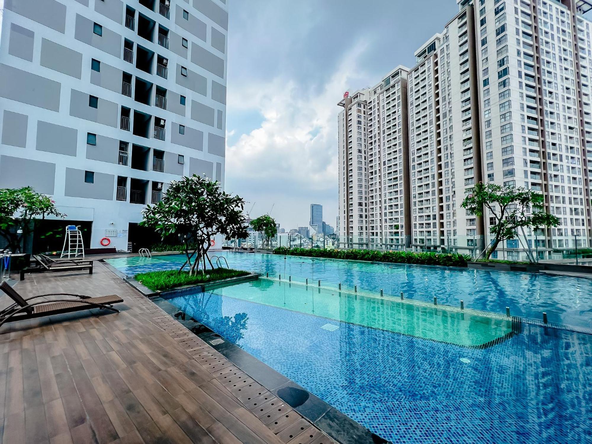 Kala Rivergate Apartments Near Ben Thanh Ho Chi Minh City Exterior photo